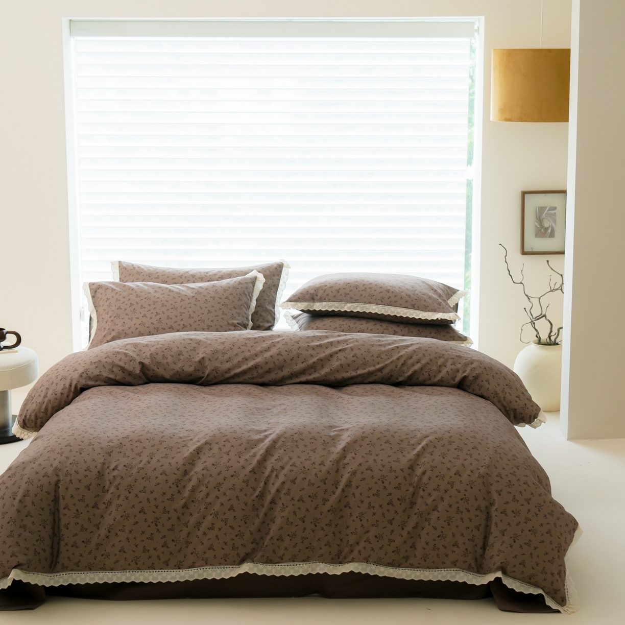 91家纺网 家纺一手货源 找家纺 洺兰家居 2025年小清新全棉13372镂空花边小碎花ins风水洗棉四件套 东篱