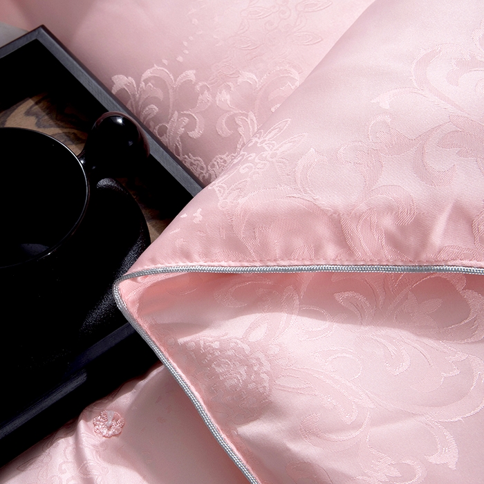 91家纺网 家纺一手货源 找家纺 前程家纺 2025新款贡缎提花被被子被芯-富贵花 富贵花-玛瑙玉