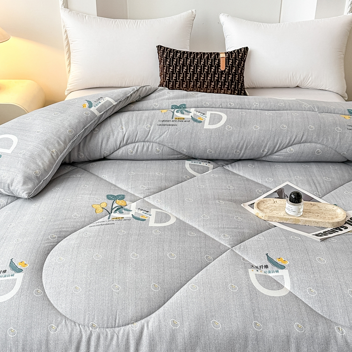 91家纺网 家纺一手货源 找家纺 好欣怡家纺 2026新款洛卡棉冬被学生被四季被仿棉被芯 灰色大豆