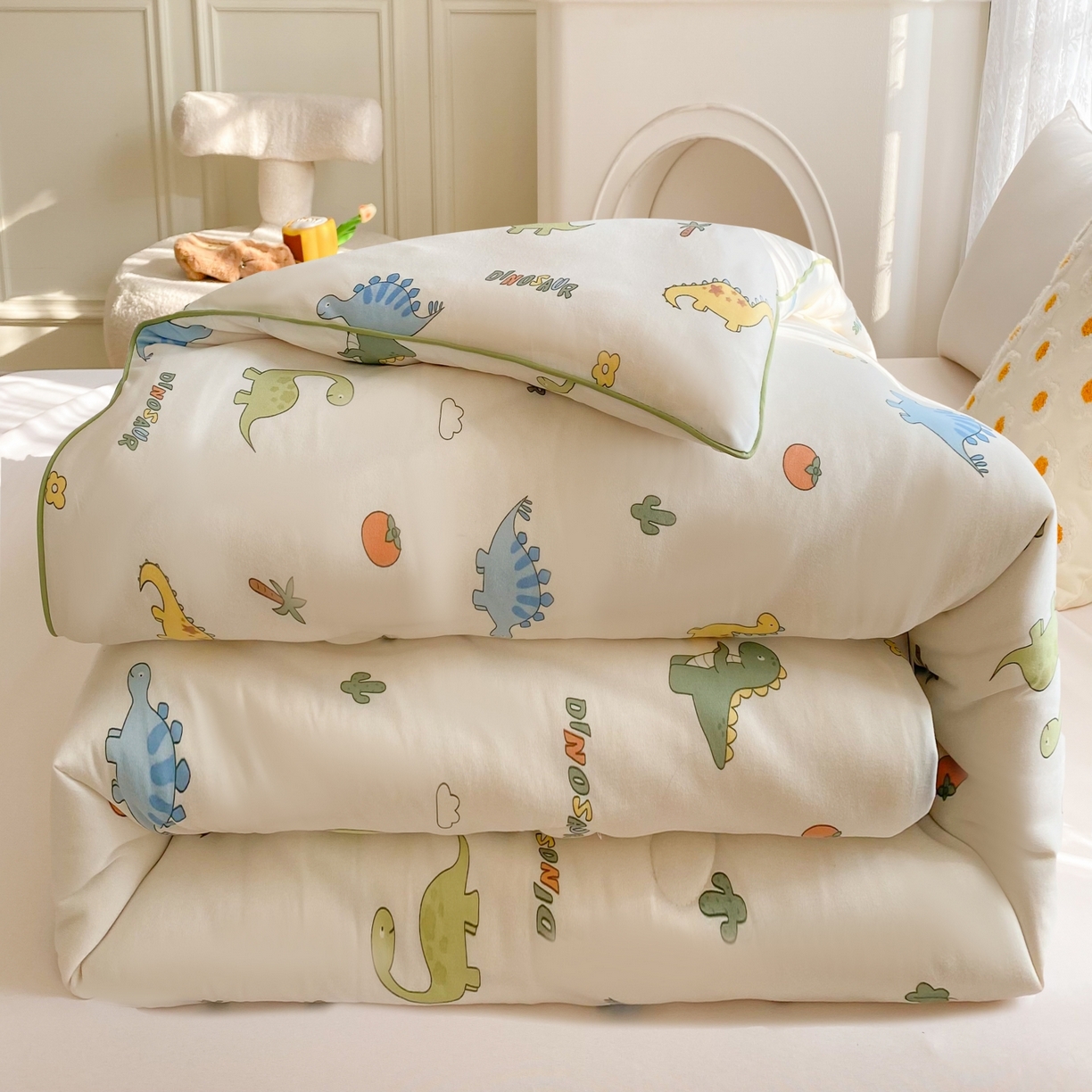 91家纺网 家纺一手货源 找家纺 小叮当家纺仓储工厂店 2025年新款A类母婴级宝宝被子豆豆绒牛奶针织棉被子儿童被子豆豆被大豆被春秋 牛奶针织被-卡通小恐龙