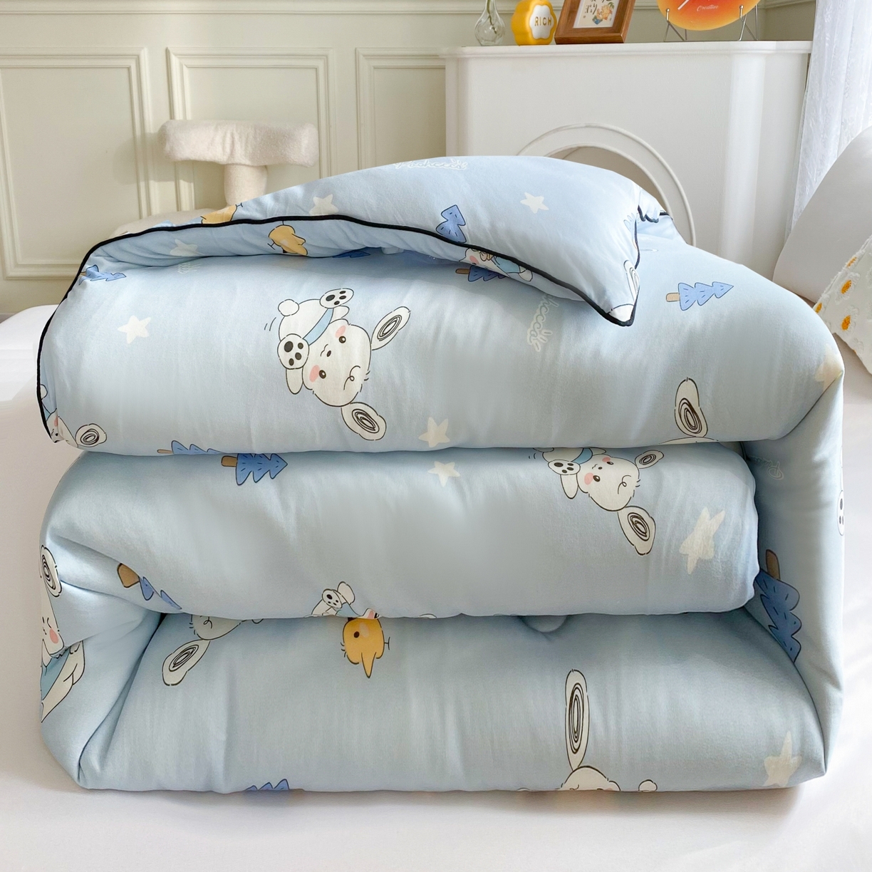 91家纺网 家纺一手货源 找家纺 小叮当家纺仓储工厂店 2025年新款A类母婴级宝宝被子豆豆绒牛奶针织棉被子儿童被子豆豆被大豆被春秋 牛奶针织被-帕恰狗蓝