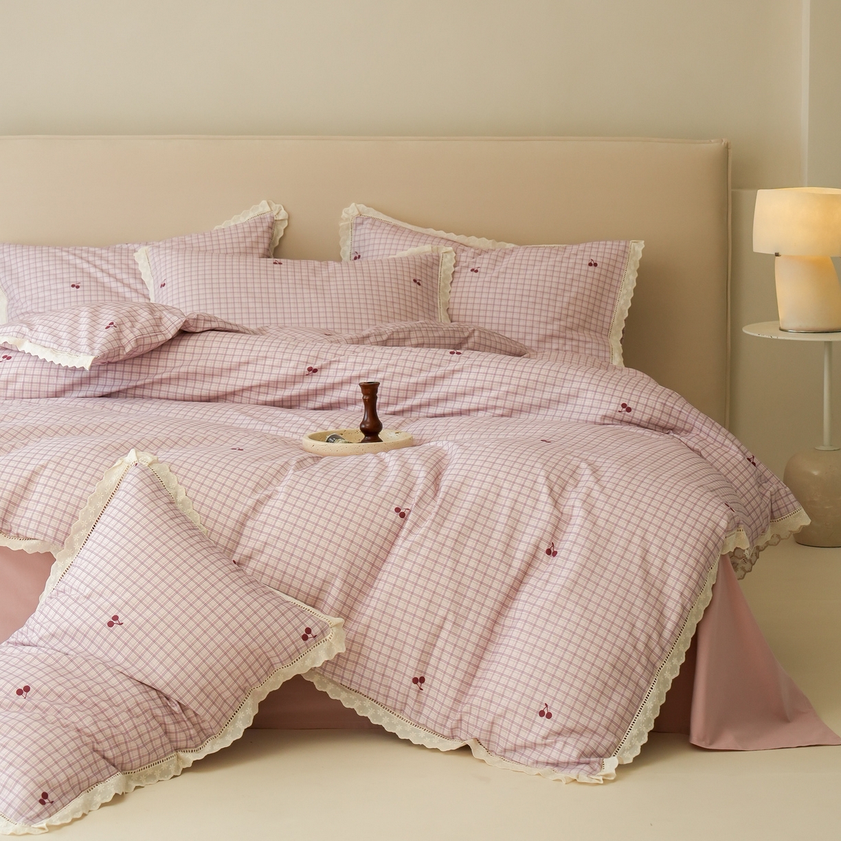 洺兰家居 2025年小清新全棉13372镂空花边小碎花ins风水洗棉四件套 樱桃