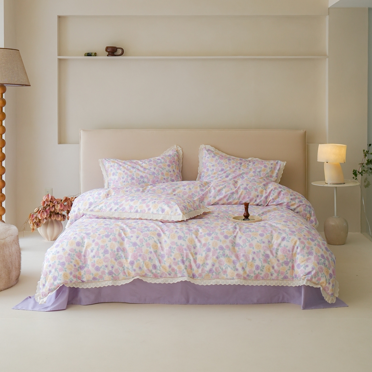 91家纺网 家纺一手货源 找家纺 洺兰家居 2025年小清新全棉13372镂空花边小碎花ins风水洗棉四件套 紫薇