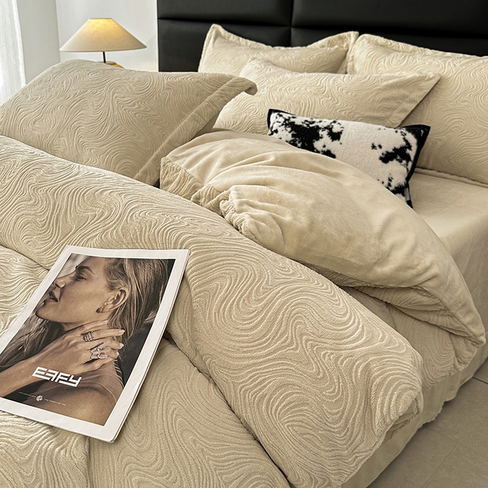 金绣美居 2025新款亲肤舒适全消光牛奶绒雕花四件套-黎境 黎境-舒芙蕾