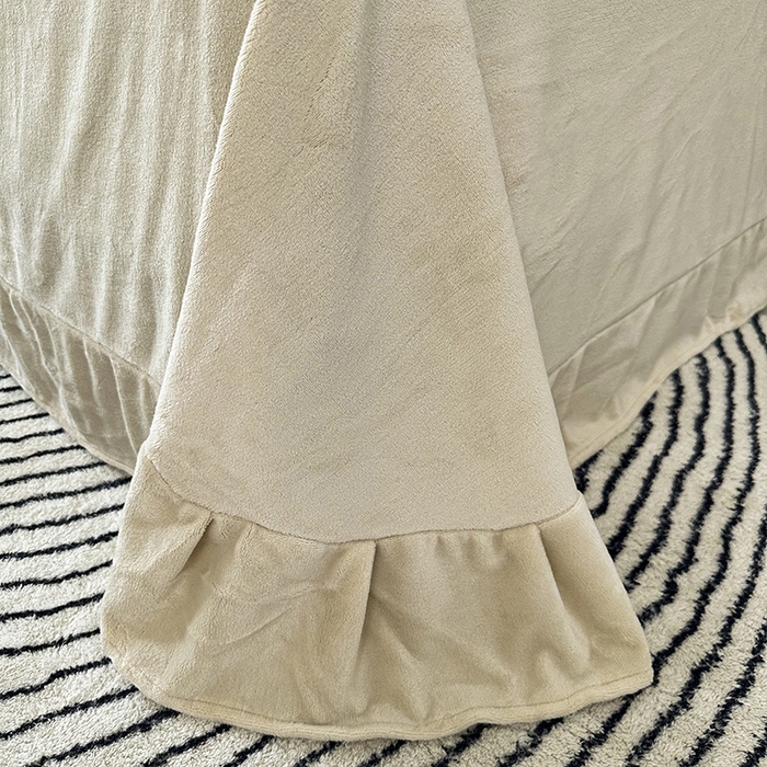 91家纺网 家纺一手货源 找家纺 金绣美居 2025新款亲肤舒适全消光牛奶绒雕花四件套-黎境 黎境-舒芙蕾