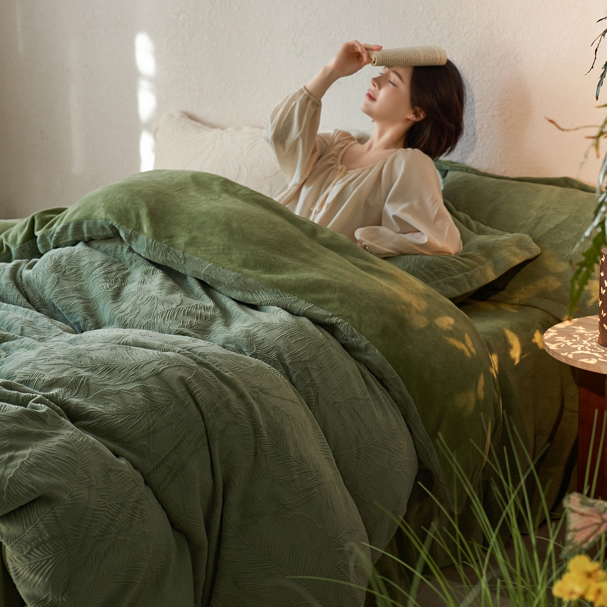 91家纺网 家纺一手货源 找家纺 亿梵家居 2025秋冬新款A类全消光牛奶绒立体5D雕花绒四件套-风格一 （提供买家秀） 芭提雅-抹茶绿