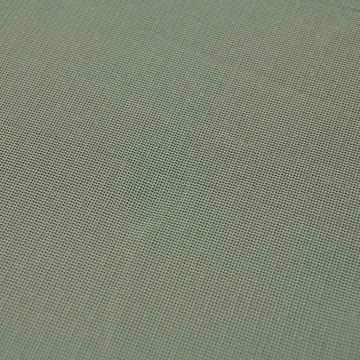 91家纺网 家纺一手货源 找家纺 湘之帛 2025新款简约毛巾绣牛奶绒床裙-小熊猫 小熊猫-草绿