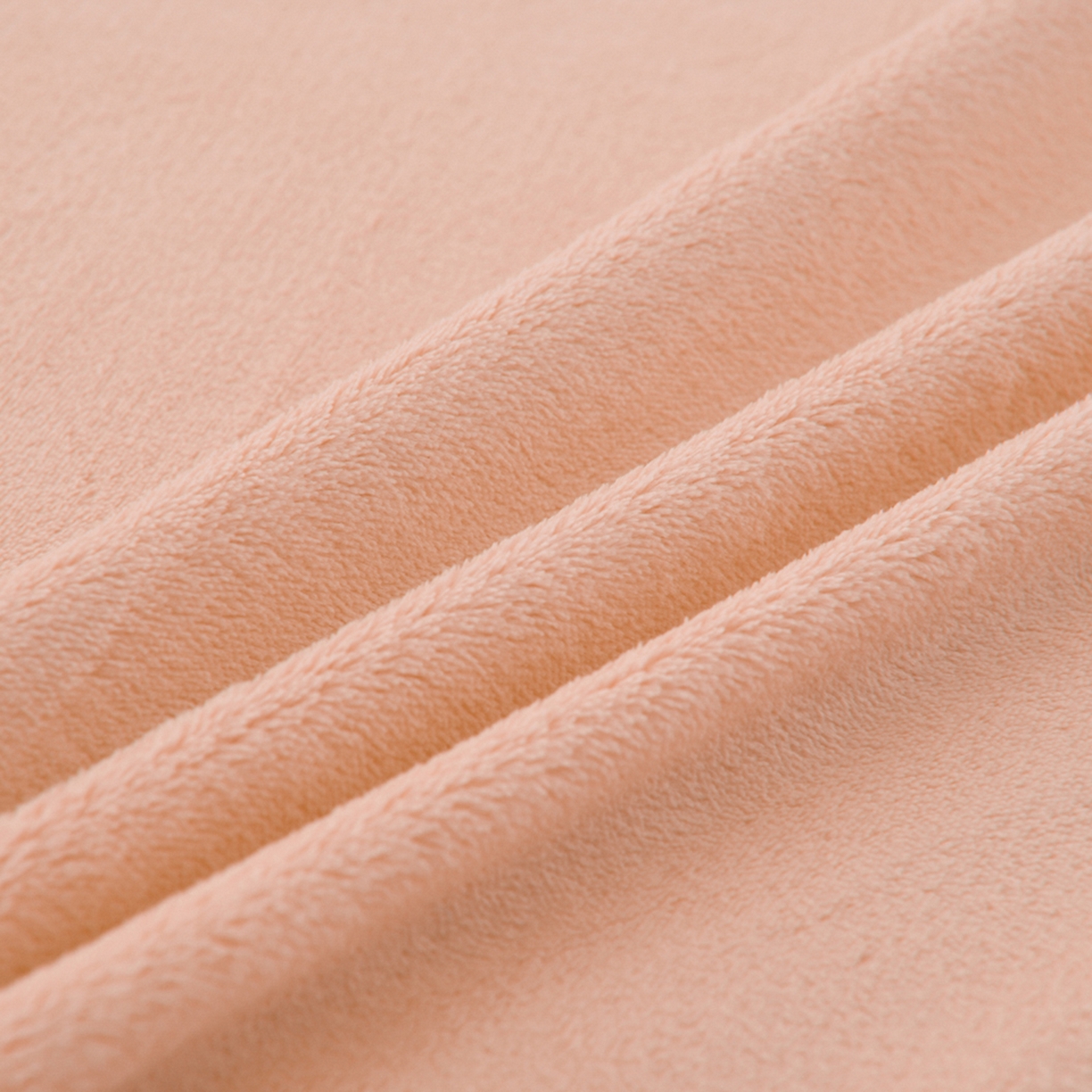 91家纺网 家纺一手货源 找家纺 湘之帛 2025新款简约毛巾绣牛奶绒床裙-小熊猫 小熊猫-粉色