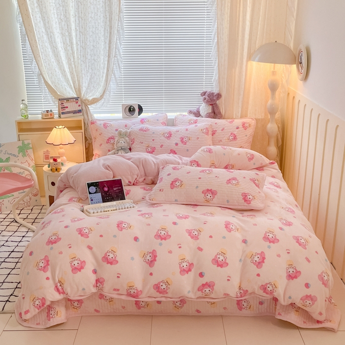 91家纺网 家纺一手货源 找家纺 云玲时尚 2025新款高克重牛奶绒印花床盖四件套 粉色美蒂