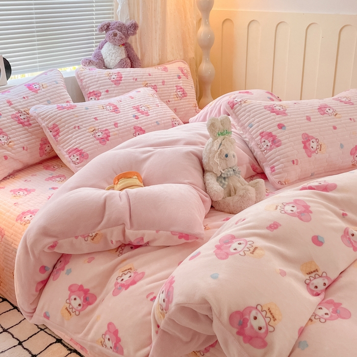 91家纺网 家纺一手货源 找家纺 云玲时尚 2025新款高克重牛奶绒印花床盖四件套 粉色美蒂