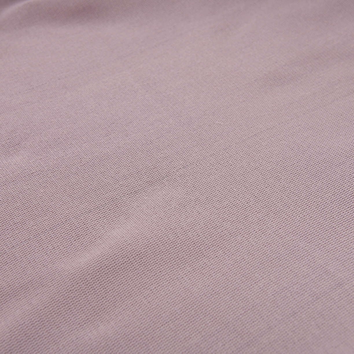 91家纺网 家纺一手货源 找家纺 湘之帛 2025新款简约毛巾绣牛奶绒床裙-小熊猫 小熊猫-紫色