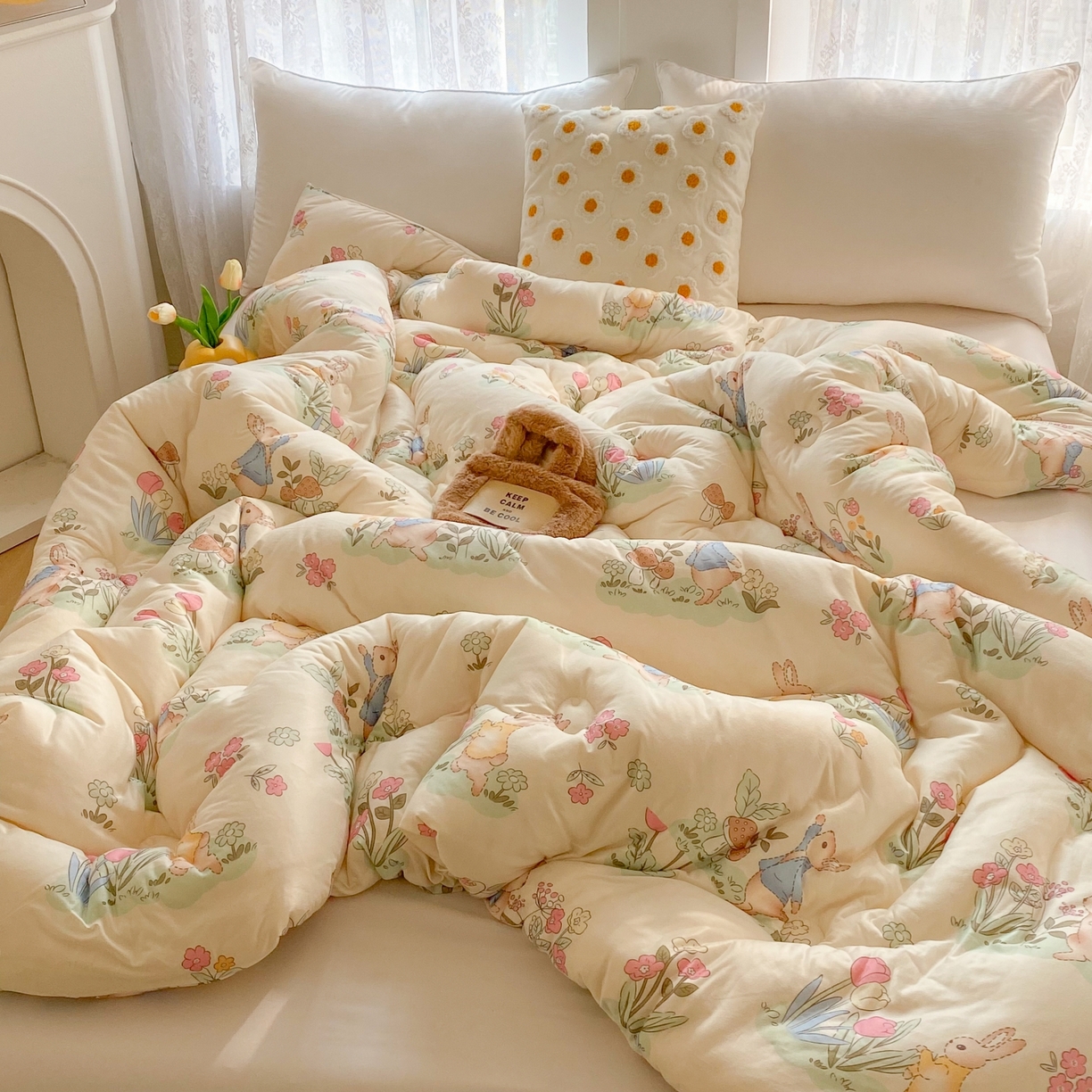 91家纺网 家纺一手货源 找家纺 小叮当家纺仓储工厂店 2025年新款A类母婴级宝宝被子豆豆绒牛奶针织棉被子儿童被子豆豆被大豆被春秋 牛奶针织被-嗨皮兔