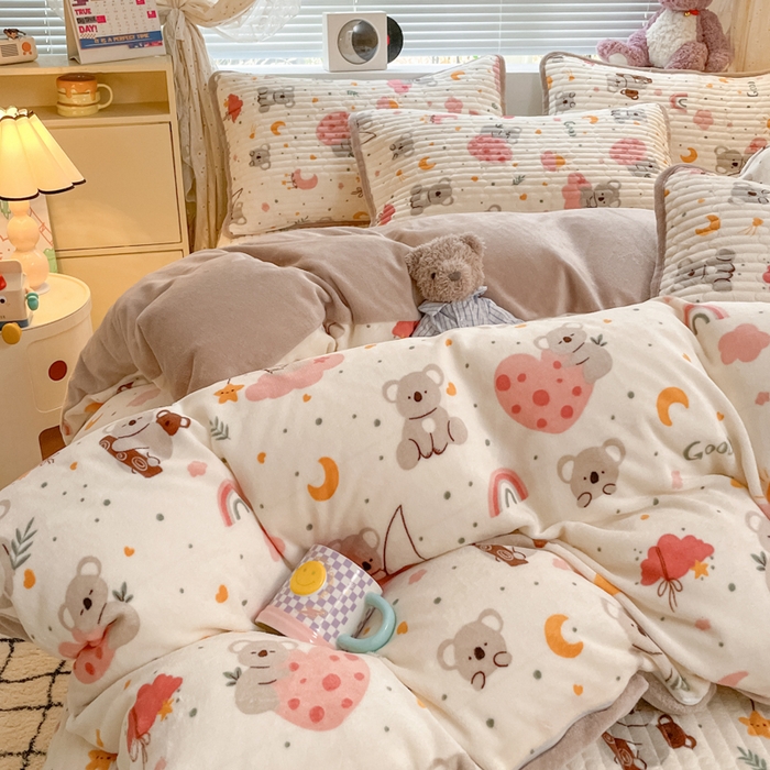 91家纺网 家纺一手货源 找家纺 云玲时尚 2025新款高克重牛奶绒印花床盖四件套 考拉