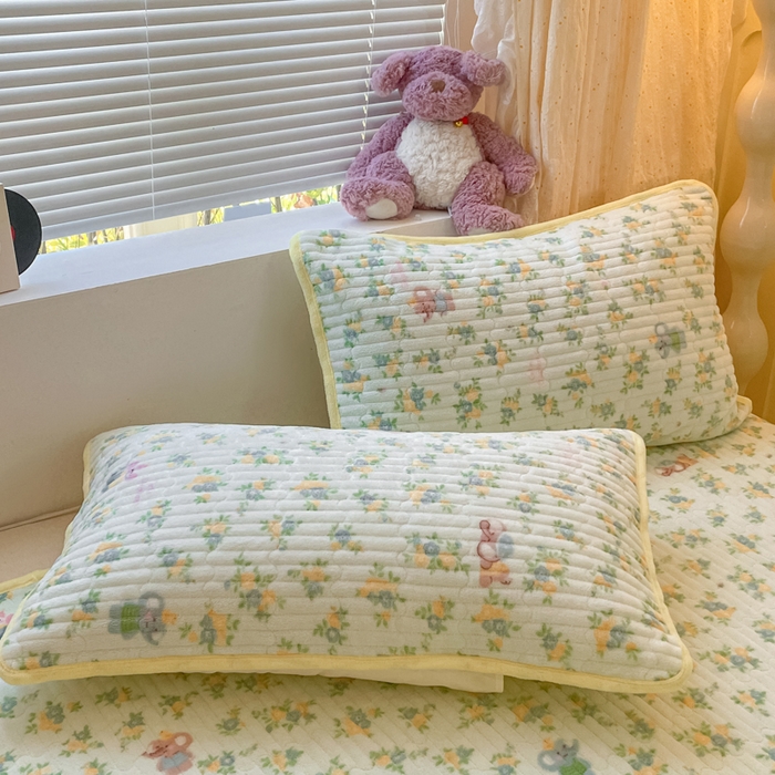 91家纺网 家纺一手货源 找家纺 云玲时尚 2025新款高克重牛奶绒印花床盖四件套 快乐小象