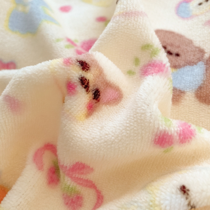 91家纺网 家纺一手货源 找家纺 云玲时尚 2025新款高克重牛奶绒印花床盖四件套 泡芙小狗