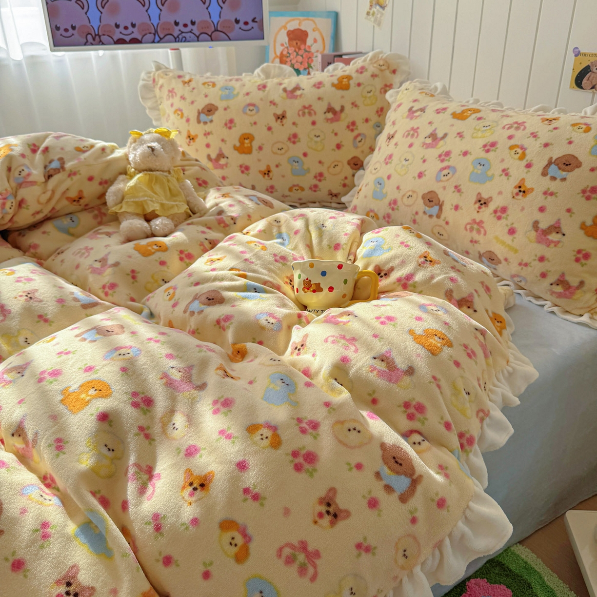 91家纺网 家纺一手货源 找家纺 （总）老K (原美阁） 2025新款A类200克花边款牛奶绒四件套-卡通花边