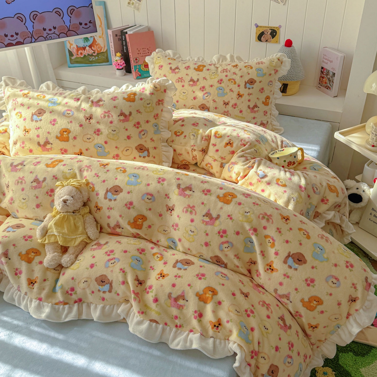 91家纺网 家纺一手货源 找家纺 （总）老K (原美阁） 2025新款A类200克花边款牛奶绒四件套-卡通花边