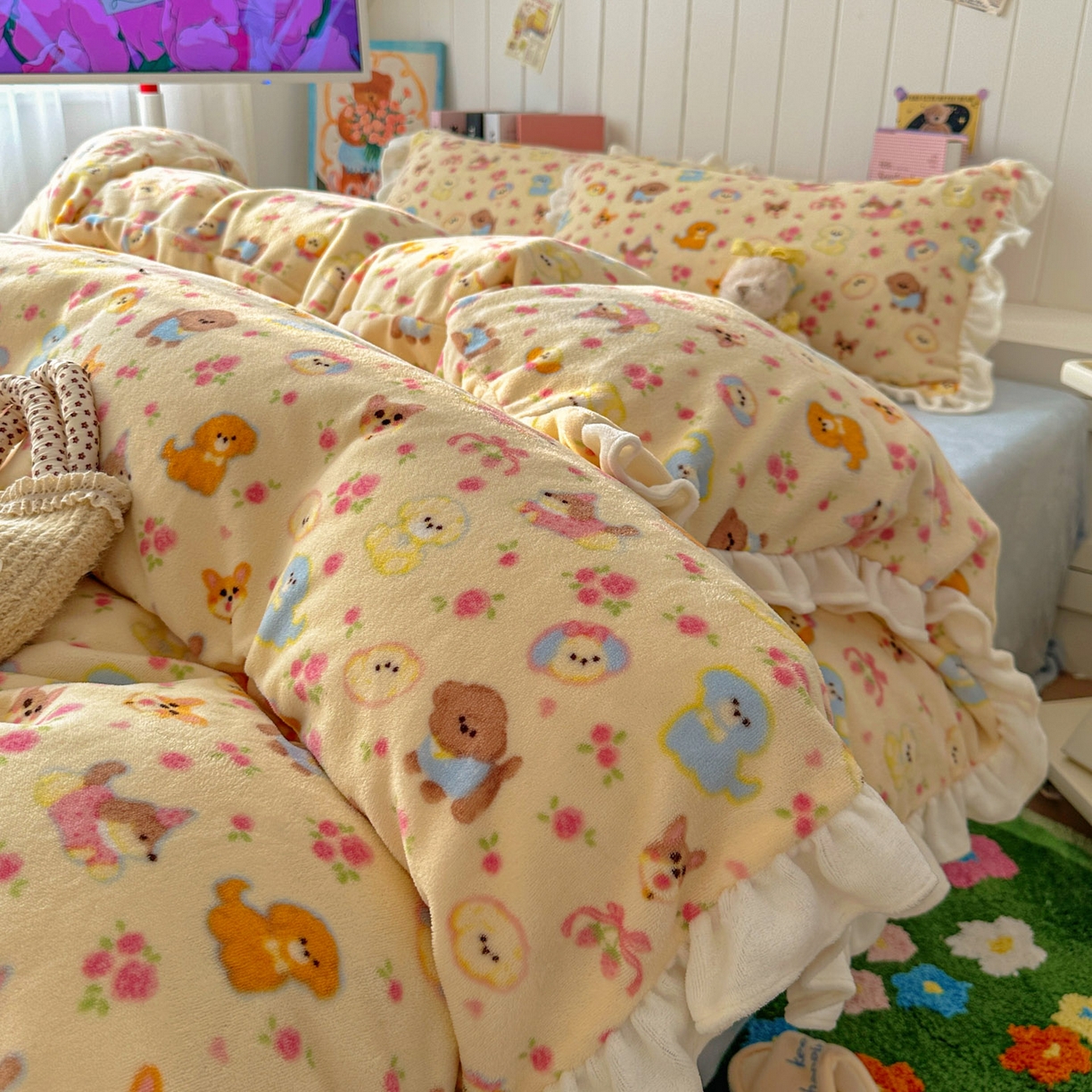 91家纺网 家纺一手货源 找家纺 （总）老K (原美阁） 2025新款A类200克花边款牛奶绒四件套-卡通花边