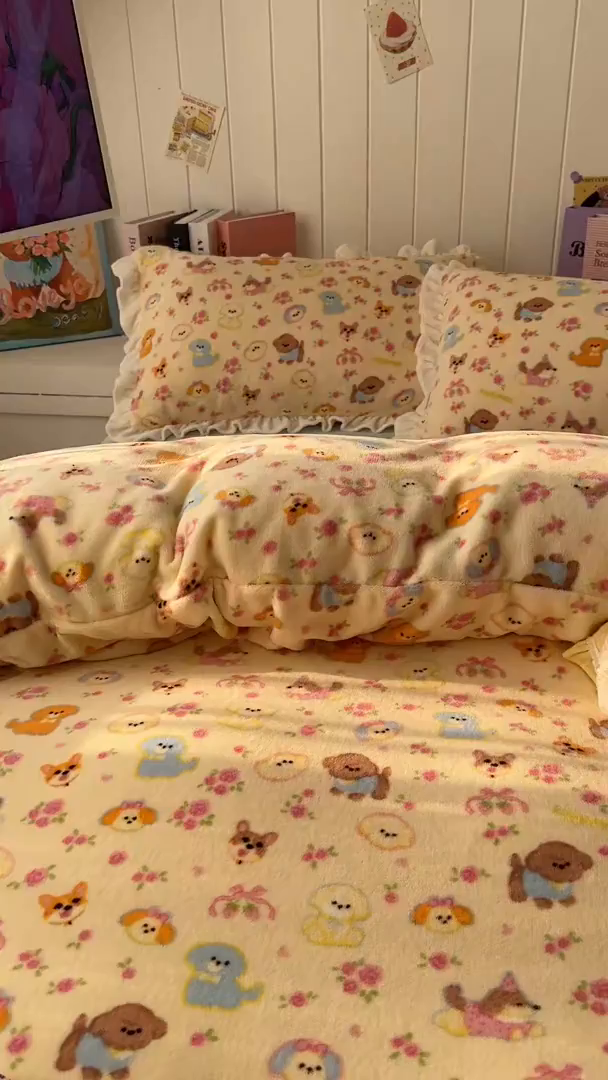 91家纺网 家纺一手货源 找家纺 （总）老K (原美阁） 2025新款A类200克花边款牛奶绒四件套-卡通花边