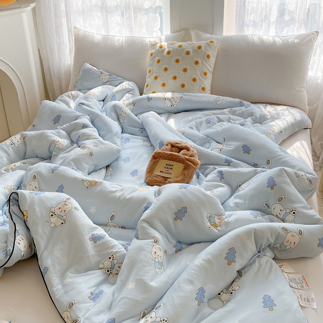 91家纺网 家纺一手货源 找家纺 小叮当家纺仓储工厂店 2025年新款A类母婴级宝宝被子豆豆绒牛奶针织棉被子儿童被子豆豆被大豆被春秋 牛奶针织被-帕恰狗蓝