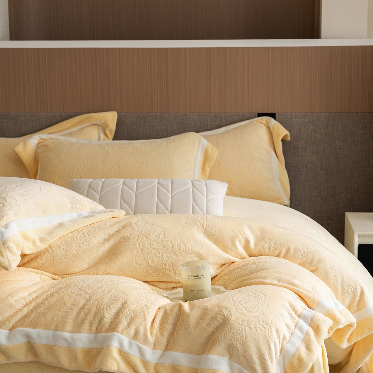 91家纺网 家纺一手货源 找家纺 （总）瑞雪家居 2025新款亲肤舒适牛奶绒四件套-繁花系列