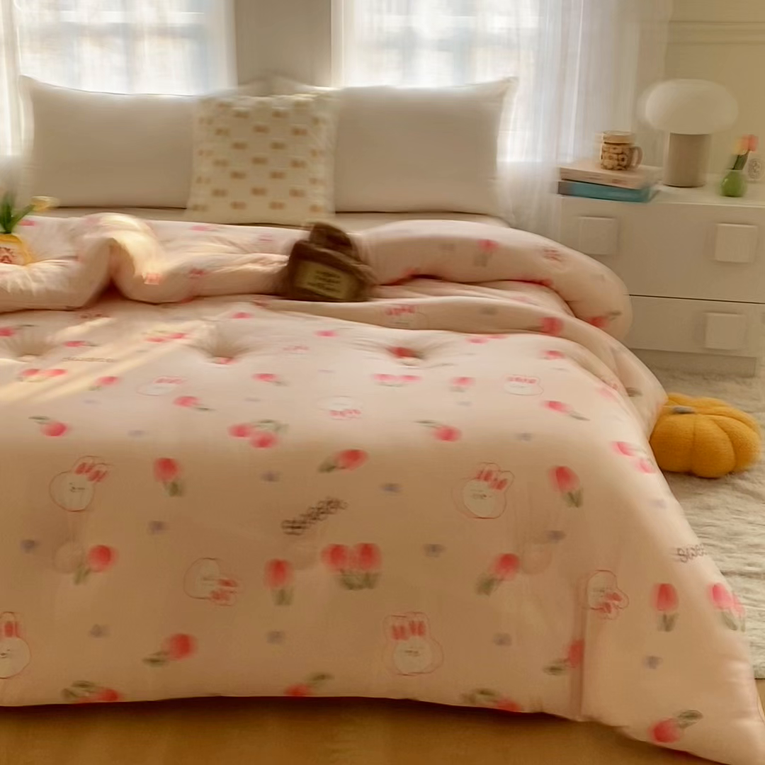 91家纺网 家纺一手货源 找家纺 小叮当家纺仓储工厂店 2025年新款A类母婴级宝宝被子豆豆绒牛奶针织棉被子儿童被子豆豆被大豆被春秋 牛奶针织被-郁金香免