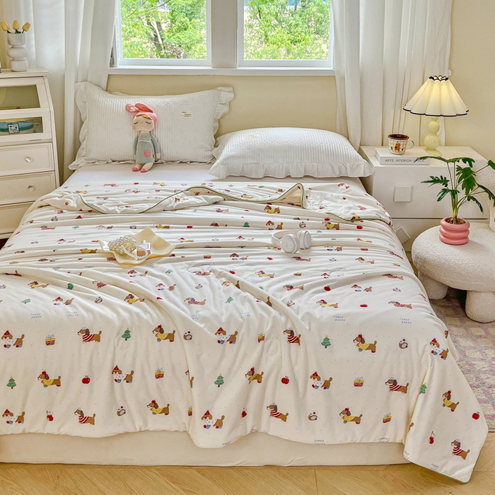 91家纺网 家纺一手货源 找家纺 小叮当家纺仓储工厂店 2025年新款A类母婴级宝宝被子豆豆绒牛奶针织棉被子儿童被子豆豆被大豆被春秋 牛奶针织被-可爱腊肠