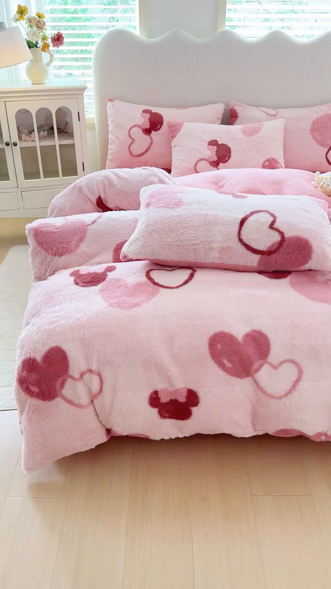 91家纺网 家纺一手货源 找家纺 爱多多家居 2025新款印花美拉德兔毛印花四件套单被套 米妮