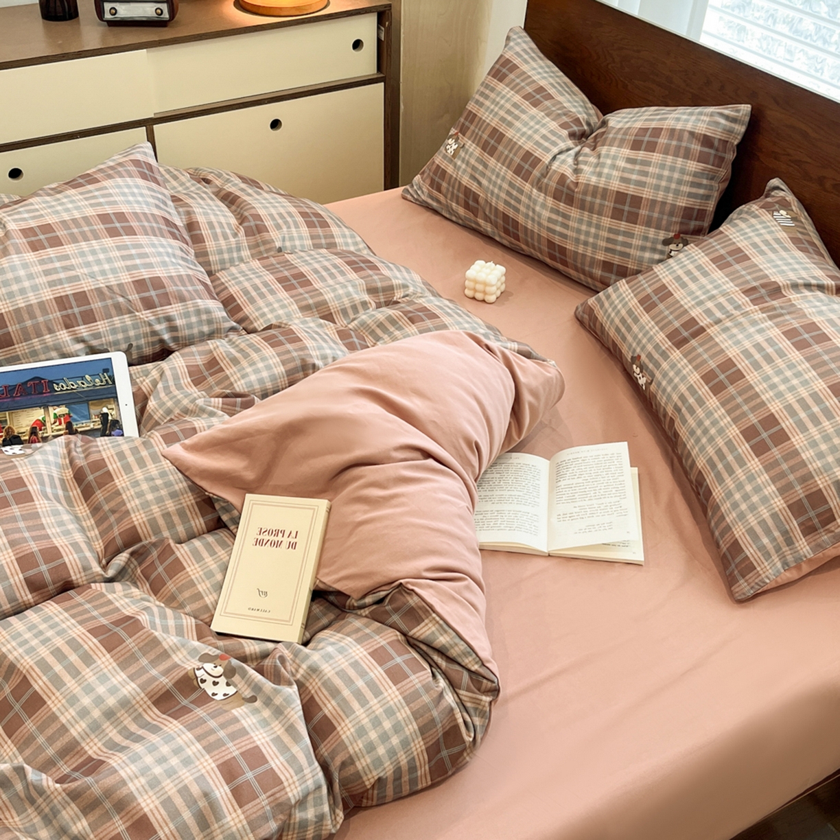 91家纺网 家纺一手货源 找家纺 小叮当家纺仓储工厂店 2025新款提供买家秀爆款花型不断货美拉德卡通全棉纯棉磨毛四件套 甜心小狗