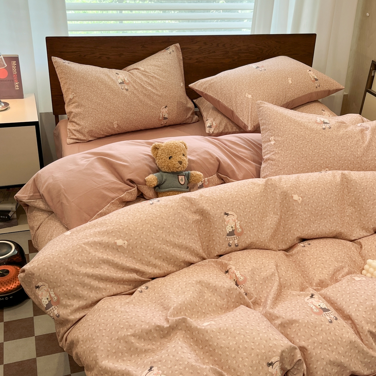 91家纺网 家纺一手货源 找家纺 小叮当家纺仓储工厂店 2025新款提供买家秀爆款花型不断货美拉德卡通全棉纯棉磨毛四件套 乐桃