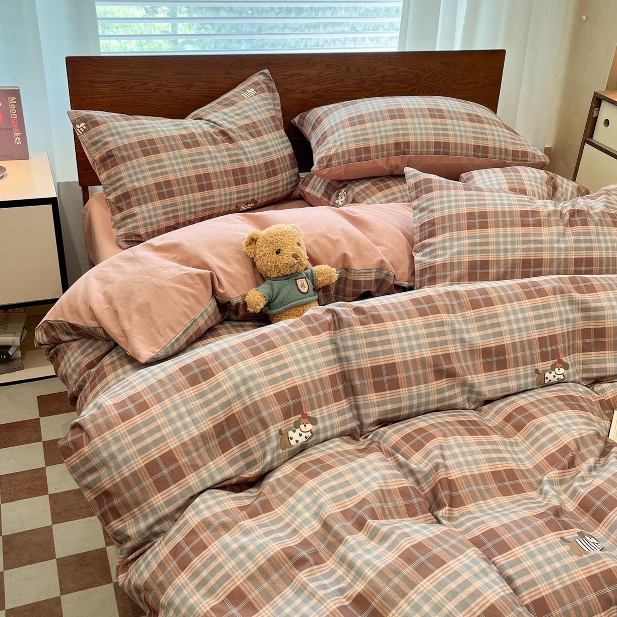 91家纺网 家纺一手货源 找家纺 小叮当家纺仓储工厂店 2025新款提供买家秀爆款花型不断货美拉德卡通全棉纯棉磨毛四件套 甜心小狗