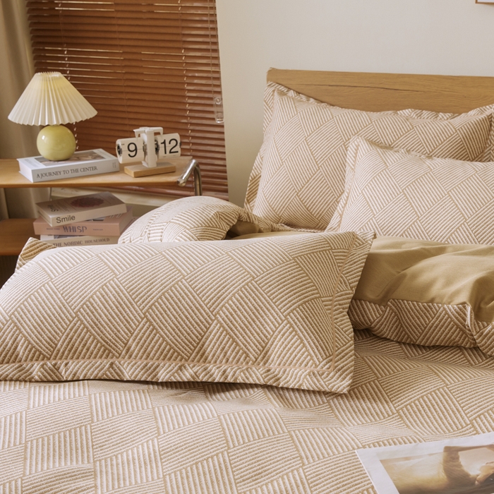 91家纺网 家纺一手货源 找家纺 大吉  2024新款加厚喷气全棉磨毛被套 菱格