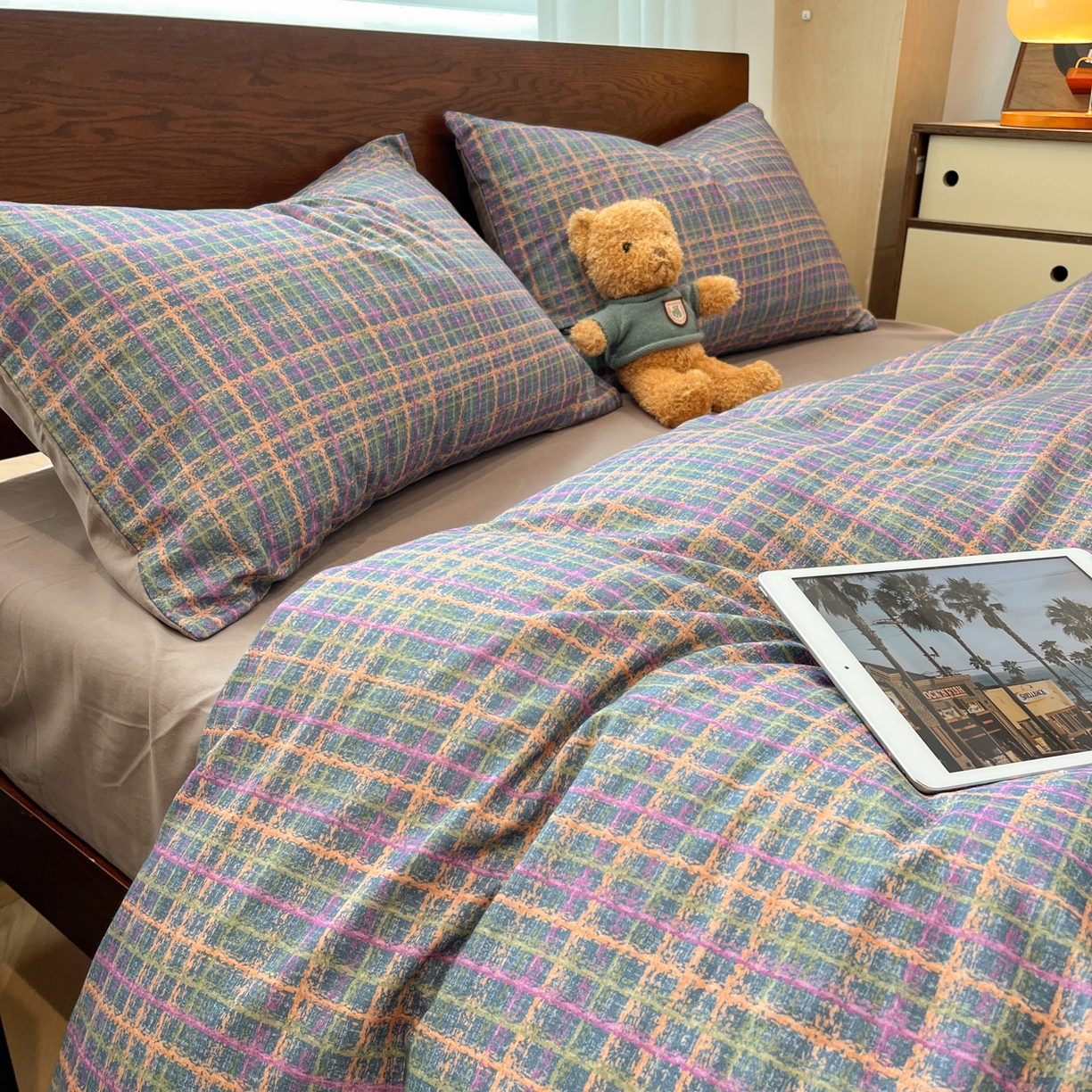 91家纺网 家纺一手货源 找家纺 小叮当家纺仓储工厂店 2025新款提供买家秀爆款花型不断货美拉德卡通全棉纯棉磨毛四件套 邂逅-紫