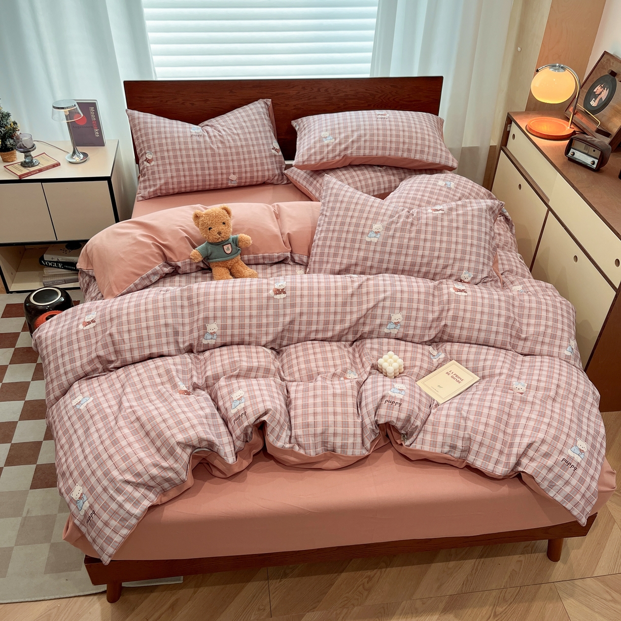 91家纺网 家纺一手货源 找家纺 小叮当家纺仓储工厂店 2025新款提供买家秀爆款花型不断货美拉德卡通全棉纯棉磨毛四件套 甜酷猫猫