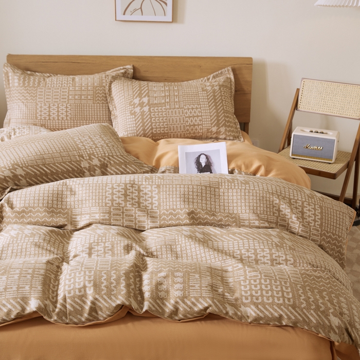 91家纺网 家纺一手货源 找家纺 大吉  2024新款加厚喷气全棉磨毛被套 千鸟格