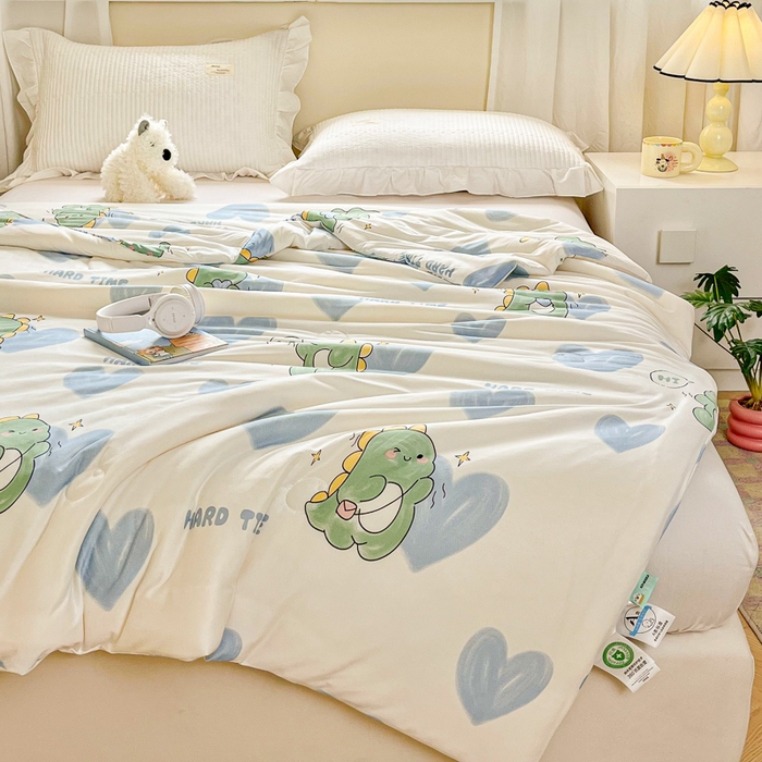 91家纺网 家纺一手货源 找家纺 小叮当家纺仓储工厂店 2025年新款A类母婴级宝宝被子豆豆绒牛奶针织棉被子儿童被子豆豆被大豆被春秋 牛奶针织被-幸运独角龙