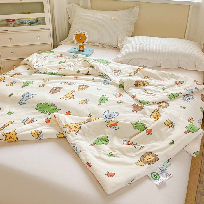 91家纺网 家纺一手货源 找家纺 小叮当家纺仓储工厂店 2025年新款A类母婴级宝宝被子豆豆绒牛奶针织棉被子儿童被子豆豆被大豆被春秋 牛奶针织被-狮子派对