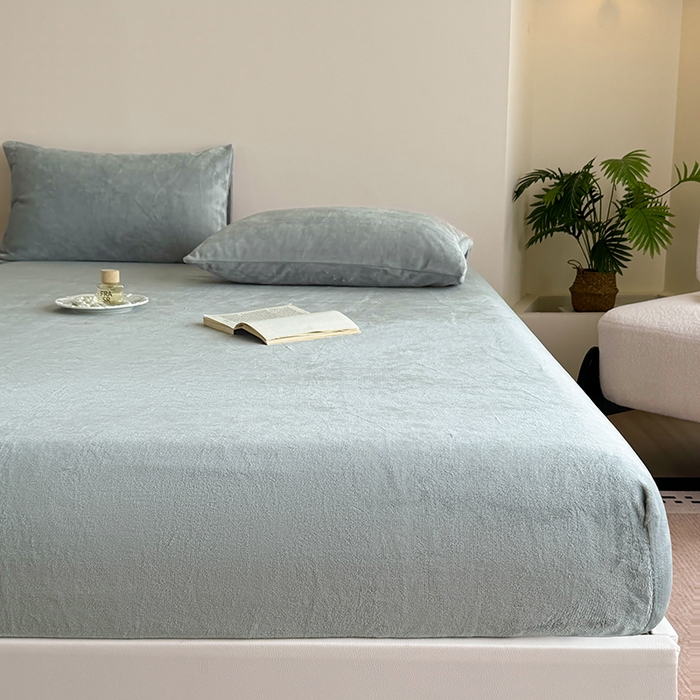 卢赛尔 2025新款230g高克重纯色牛奶绒床笠单品-米兰系列 米兰-淡雅灰