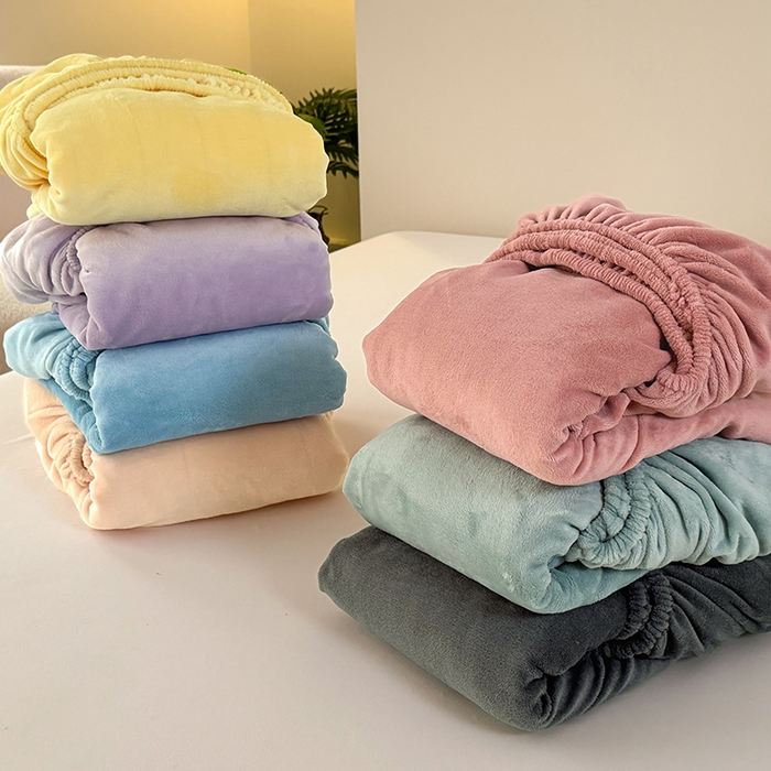 91家纺网 家纺一手货源 找家纺 卢赛尔 2025新款230g高克重纯色牛奶绒床笠单品-米兰系列 组合图 仅供参考不可下单