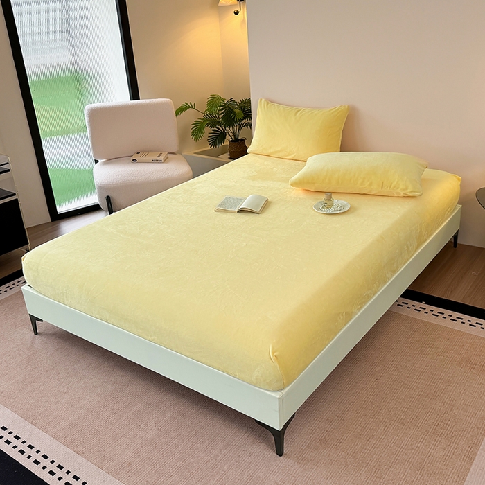 91家纺网 家纺一手货源 找家纺 卢赛尔 2025新款230g高克重纯色牛奶绒床笠单品-米兰系列 米兰-柠檬黄