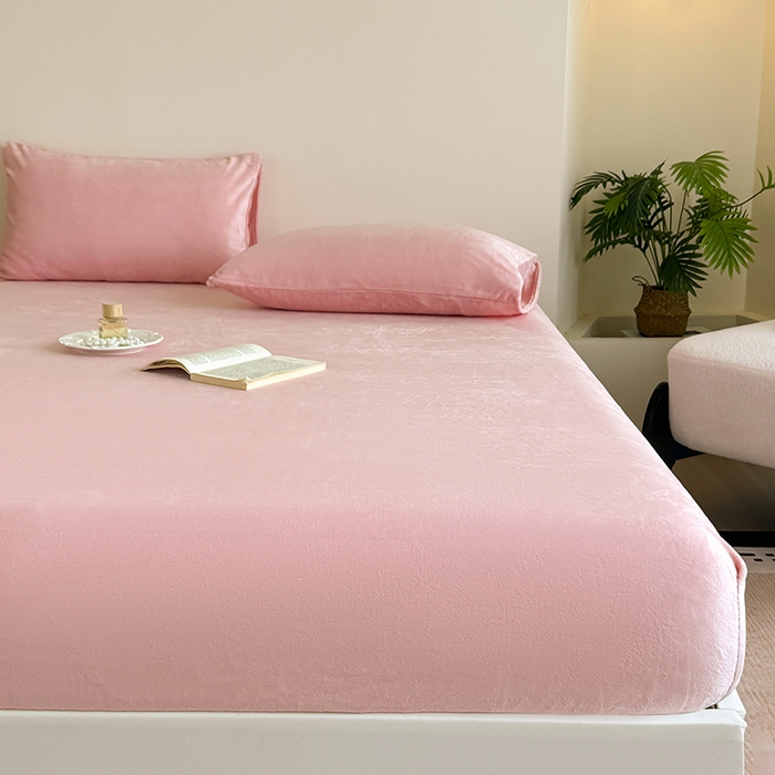 91家纺网 家纺一手货源 找家纺 （总）卢赛尔 2025新款230g高克重纯色牛奶绒床笠单品-米兰系列