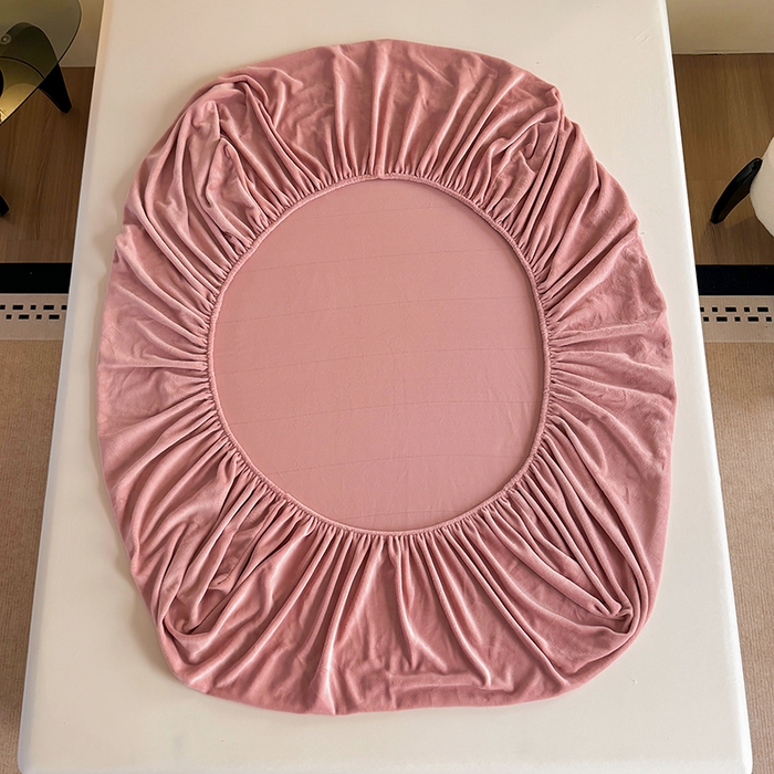 91家纺网 家纺一手货源 找家纺 卢赛尔 2025新款230g高克重纯色牛奶绒床笠单品-米兰系列 米兰-藕粉玉