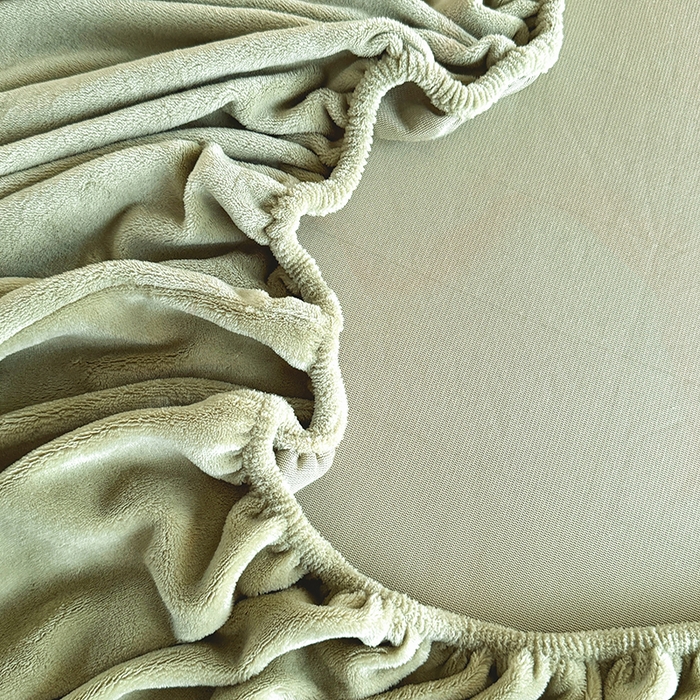 91家纺网 家纺一手货源 找家纺 卢赛尔 2025新款230g高克重纯色牛奶绒床笠单品-米兰系列 米兰-青草绿
