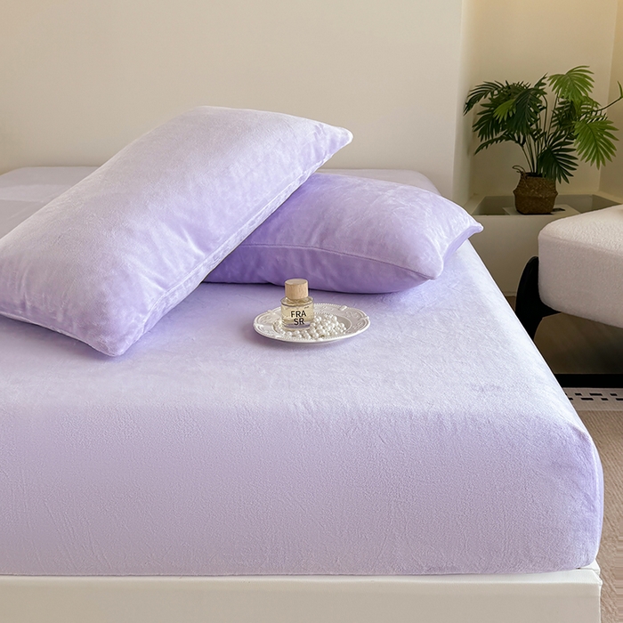 91家纺网 家纺一手货源 找家纺 卢赛尔 2025新款230g高克重纯色牛奶绒床笠单品-米兰系列 米兰-海棠紫