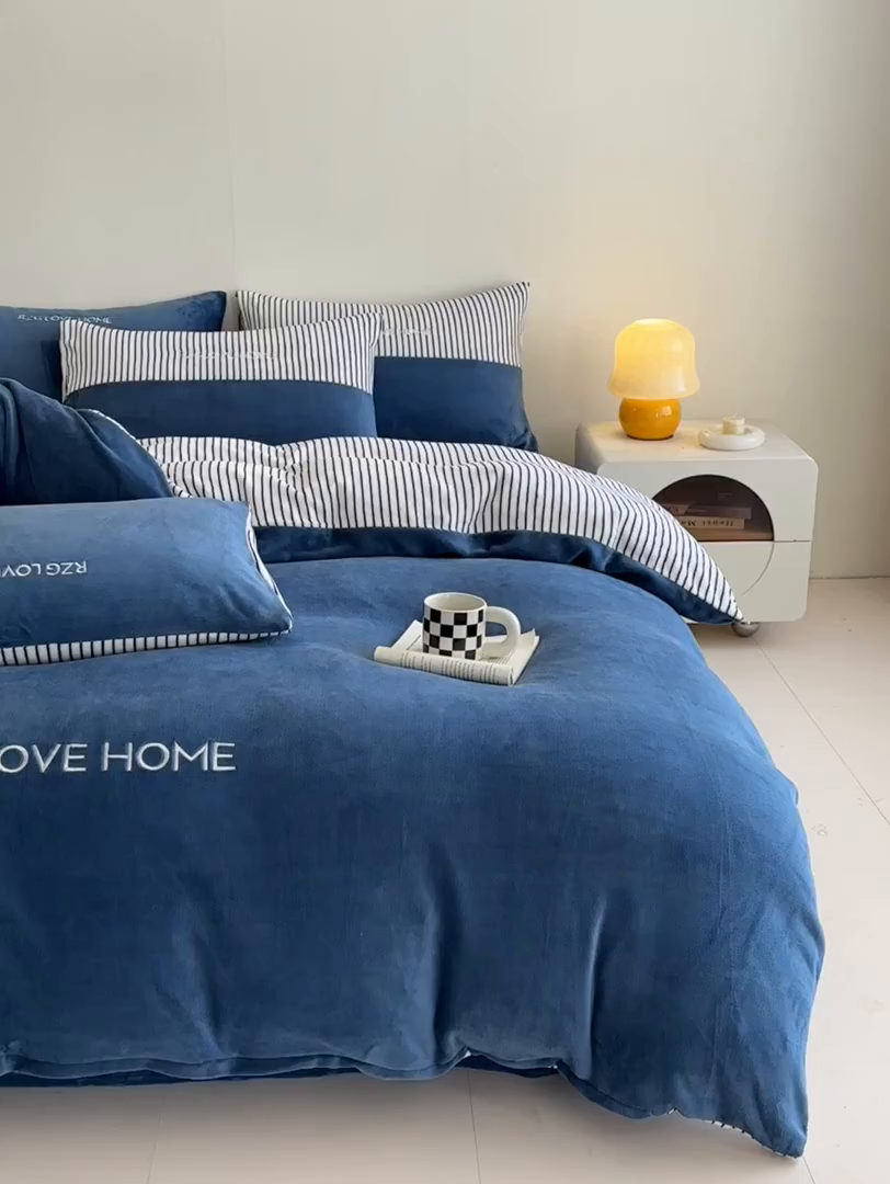 91家纺网 家纺一手货源 找家纺 （总）绒掌柜 2025新款冬季消光级柔滑细腻刺绣牛奶绒宝宝绒四件套——版权产品（品质有买家秀）（爆款有量可谈）-莱卡系列