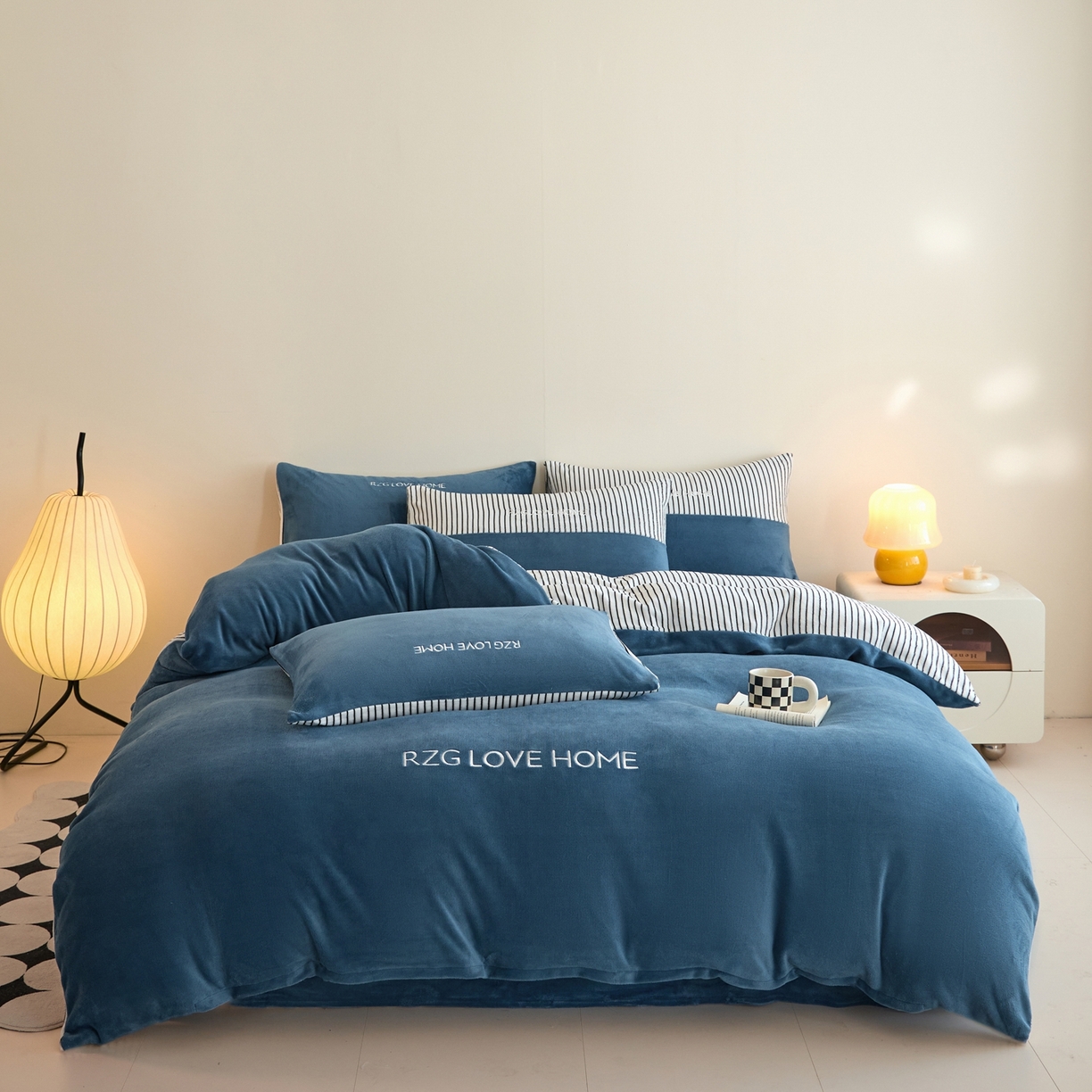 91家纺网 家纺一手货源 找家纺 （总）绒掌柜 2025新款冬季消光级柔滑细腻刺绣牛奶绒宝宝绒四件套——版权产品（品质有买家秀）（爆款有量可谈）-莱卡系列