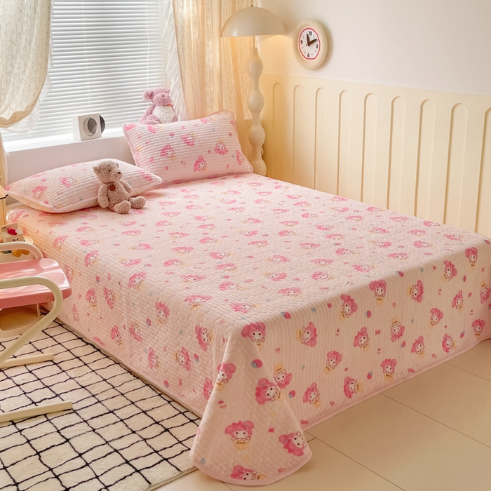 91家纺网 家纺一手货源 找家纺 云玲时尚 2025新款高克重牛奶绒印花夹棉床盖 粉色美蒂