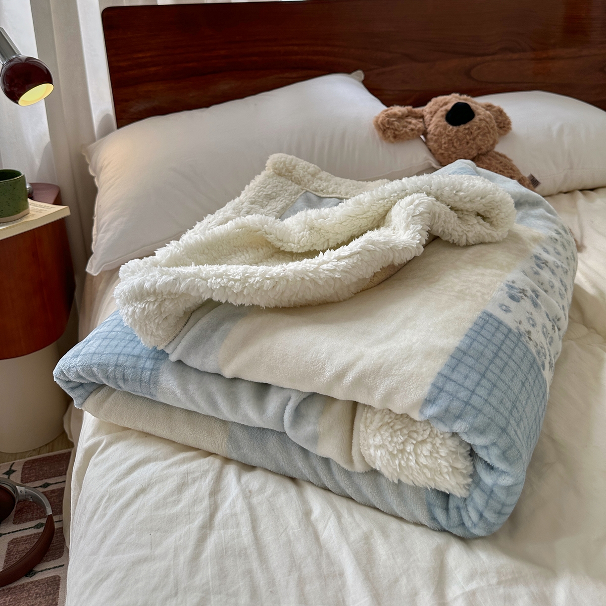 91家纺网 家纺一手货源 找家纺 （总）艾咪-Amy ntmy 2025新款中古风牛奶绒羊羔绒双层毯