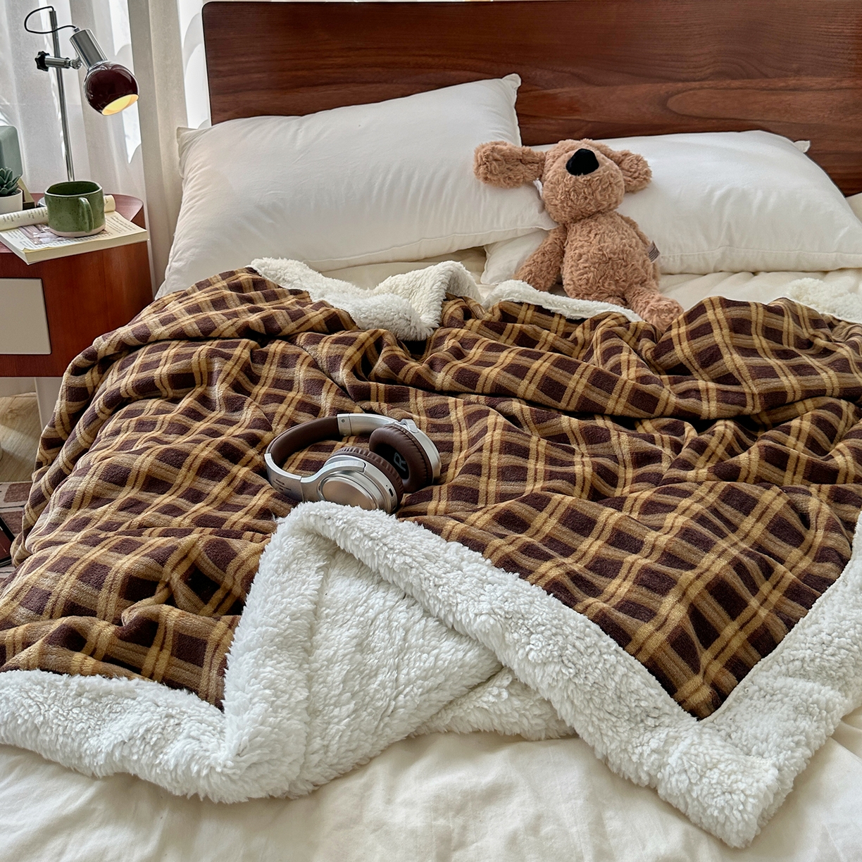 91家纺网 家纺一手货源 找家纺 艾咪-Amy ntmy 2025新款中古风牛奶绒羊羔绒双层毯 可乐加糖