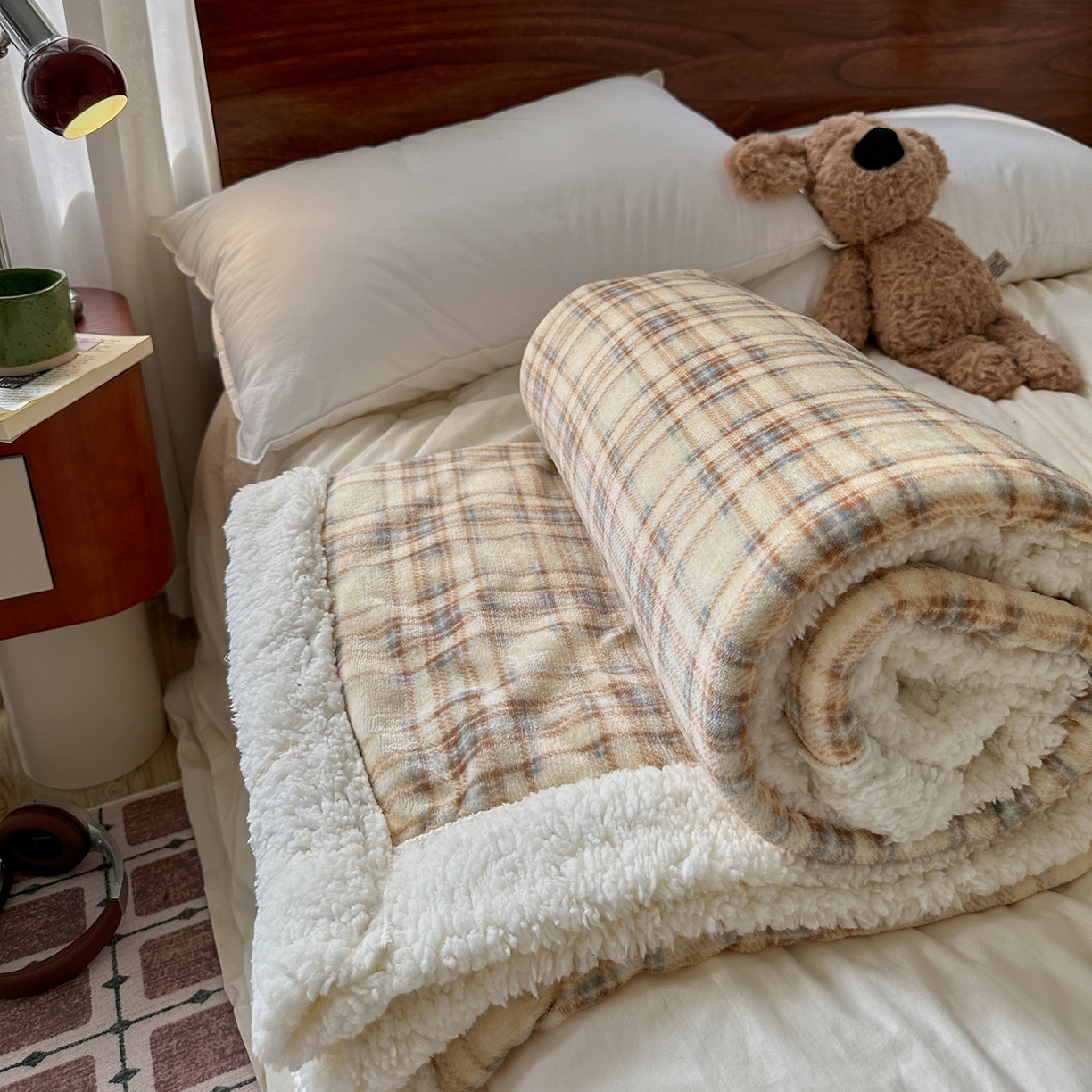 91家纺网 家纺一手货源 找家纺 （总）艾咪-Amy ntmy 2025新款中古风牛奶绒羊羔绒双层毯